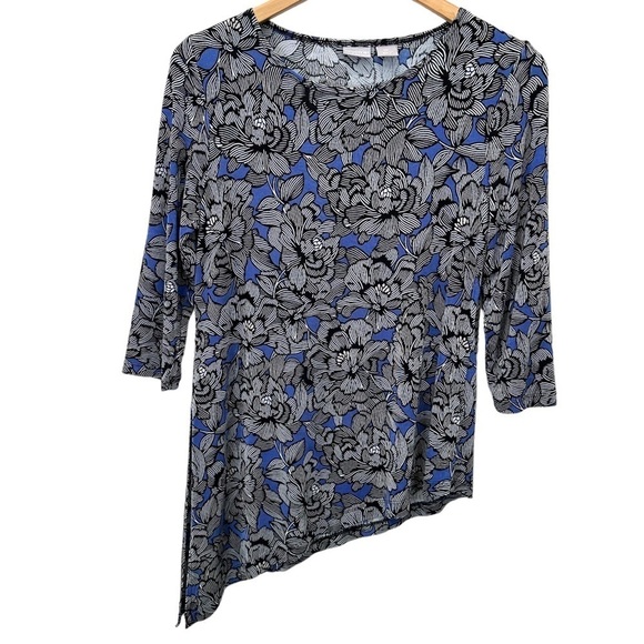 Chico's Travelers Top Size 0P US Small Petite Asymmetrical Hem Floral 3/4 Sleeve - Picture 1 of 7